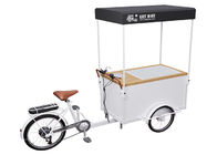 食品等級の安全な水ポンプを搭載する3つの車輪のアイス クリームの自転車のカート